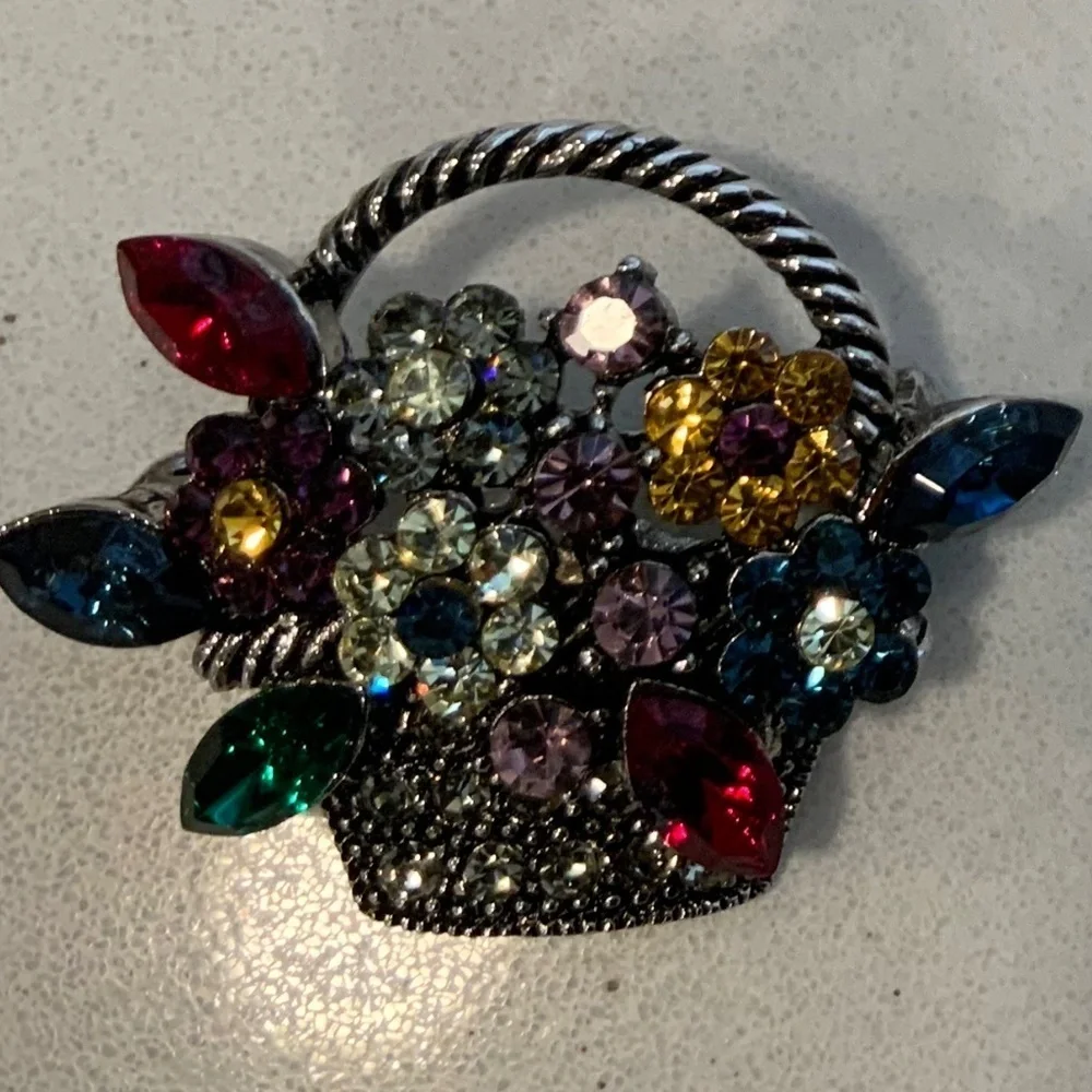 Vintage Brooch
